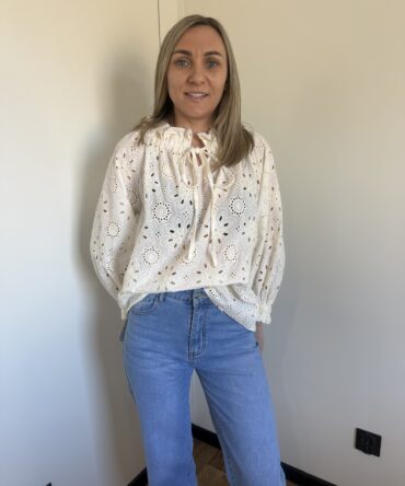 bluzka hiszpanka simplecity tłoczone kwiaty