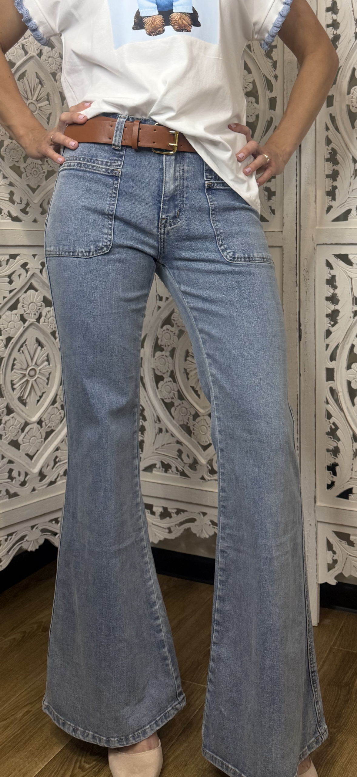 Jeansy damskie wide leg jasny denim wysoki stan - obrazek 2